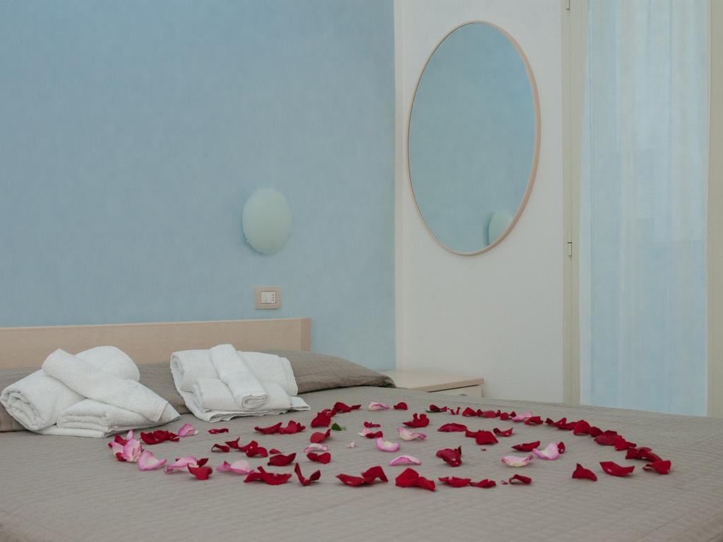 Residence Art Rimini Bagian luar foto