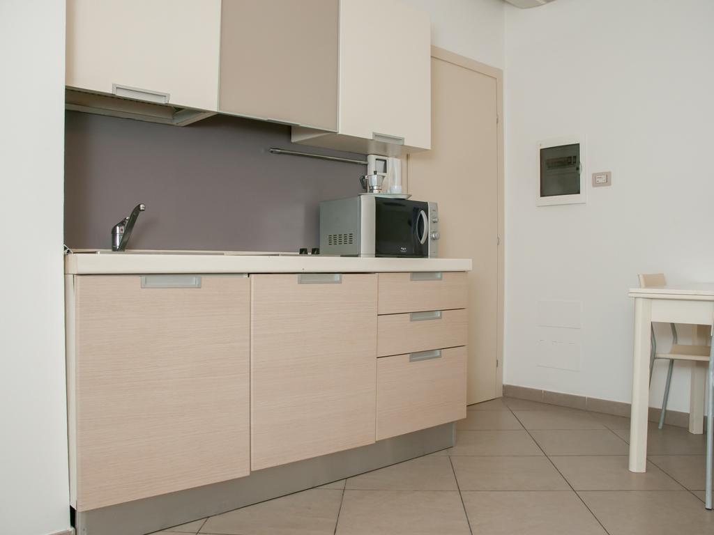 Residence Art Rimini Bagian luar foto