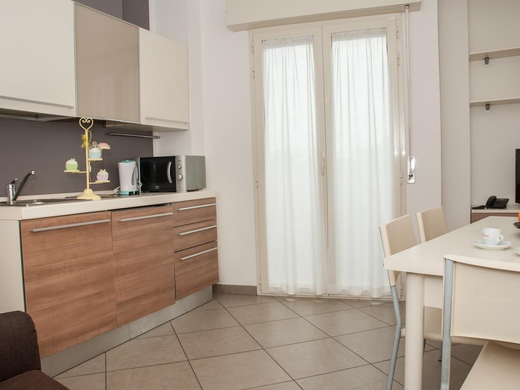 Residence Art Rimini Bagian luar foto
