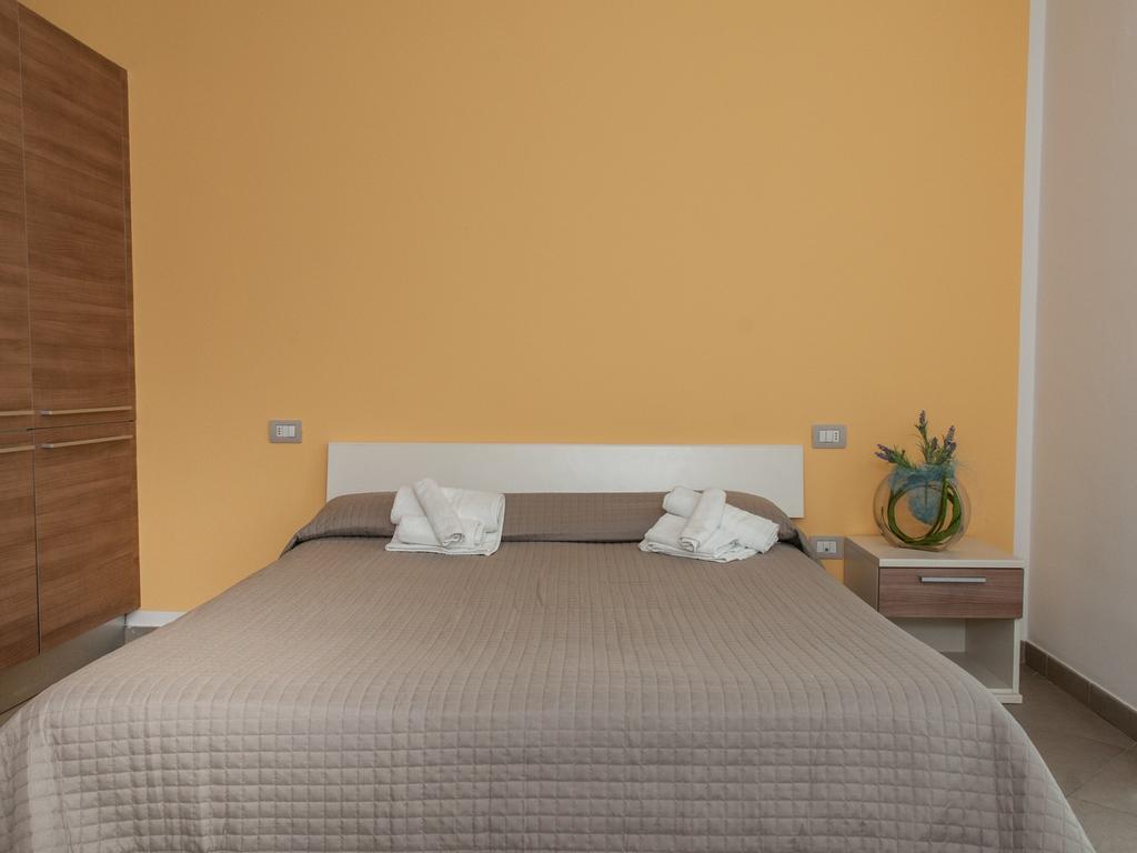 Residence Art Rimini Bagian luar foto
