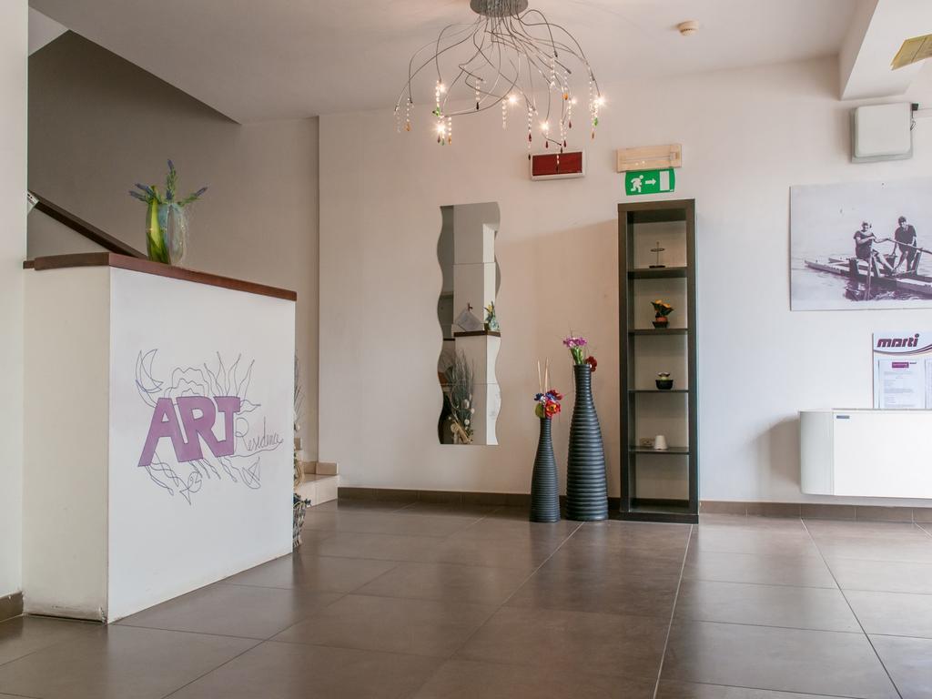 Residence Art Rimini Bagian luar foto